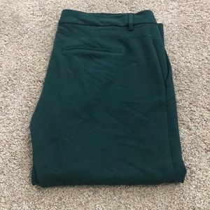 ❤️5 for $20❤️ Green Old Navy Mid-Rise Capris
